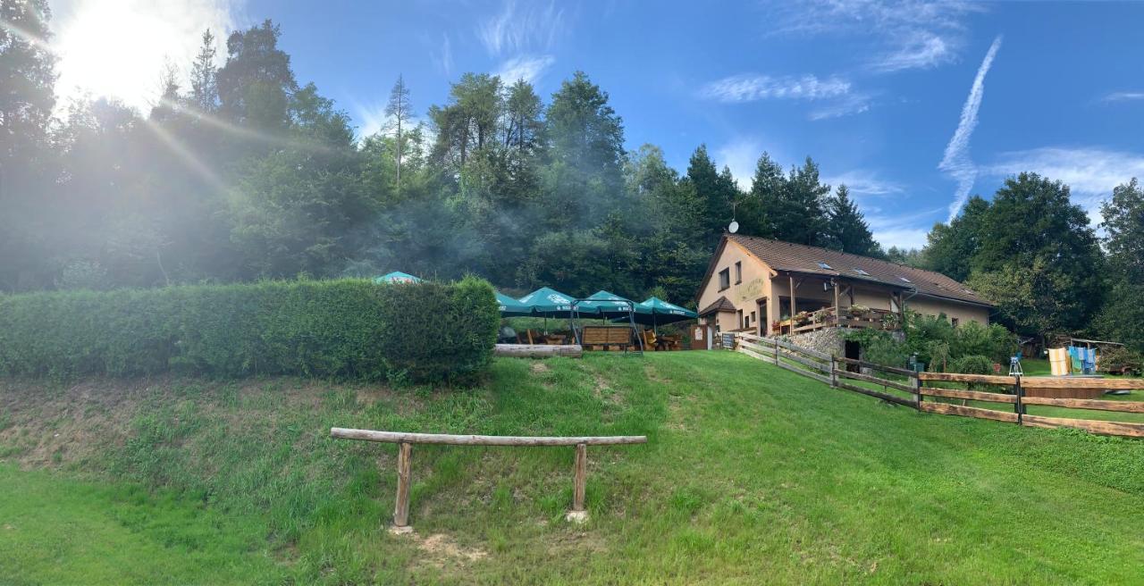 Penzion Pod Kaplickou Tisnov Exterior photo